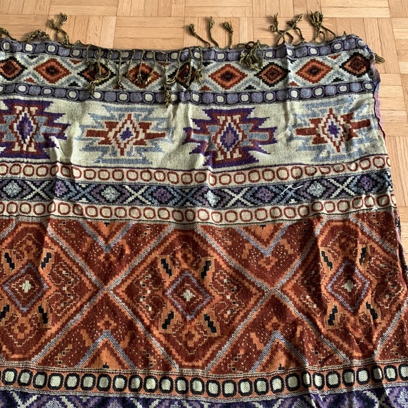 Viscose Scarf Made in India - Picture 10 of 13